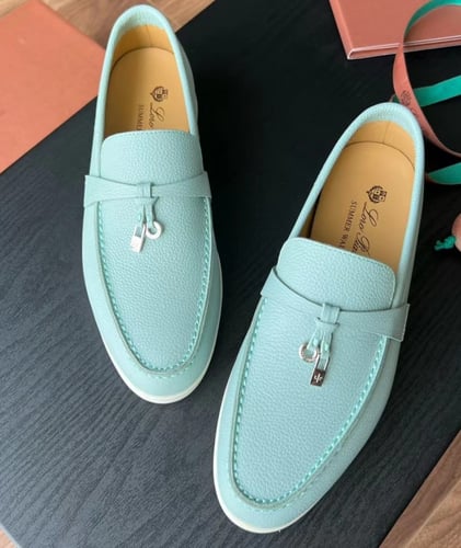 حذاء لوروبيانا نسائي جلد طبيعي ماستر شامل الملحقات