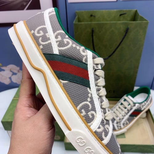 احذية قوتشي ماستر شامل الملحقات مقاسات 35-44