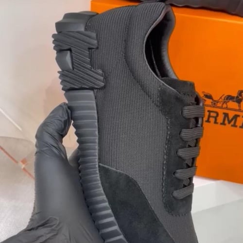 حذاء هيرمز رياضي شامل الملحقات