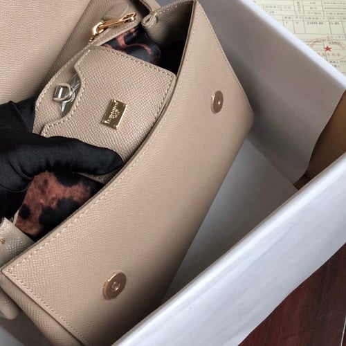 شنطة دولتشي قبانا حقيبة ماستر حجمين شامل الملحقات