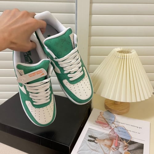 حذاء رجالي نايك اير بالتعاون مع لويس فيتون مقاسات...