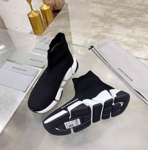 بوت بلنسياغا حذاء ماستر رجالي/نسائي شامل الملحقات