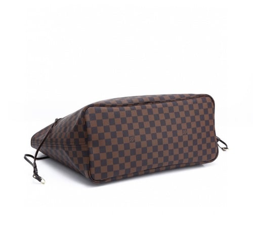 شنطة لويس فيتون توت ماستر مع العلبة حجمين 32 او 40