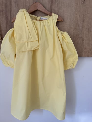 فستان بفيونكة