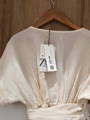 فستان من الكتان