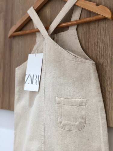 أفرول مع أزرار أمامية