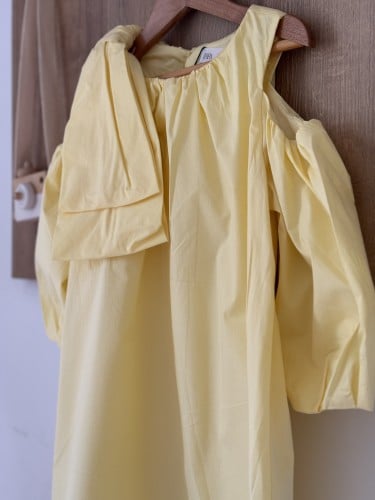 فستان بفيونكة