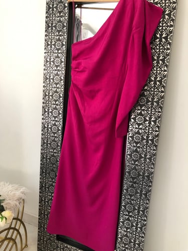 فستان وردي بكم واحد