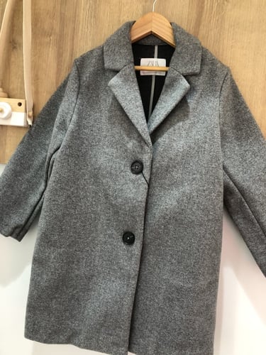 جاكيت متوسط الطول