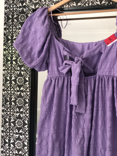 فستان بنفسجي