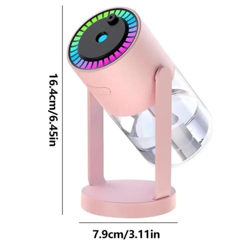 مرطب هواء صغير مع أضواء السماء المرصعة بالنجوم، رأ...