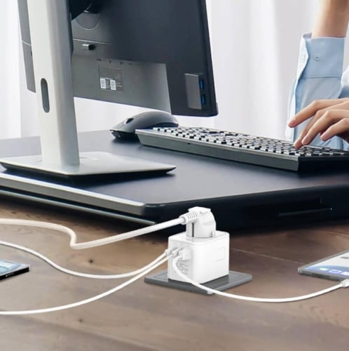 محول طاقة عالمي من LDNIO موديل AW1005 – قدرة 2000...