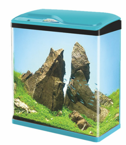 حوض سمك وسط مع اضائه و فلتر