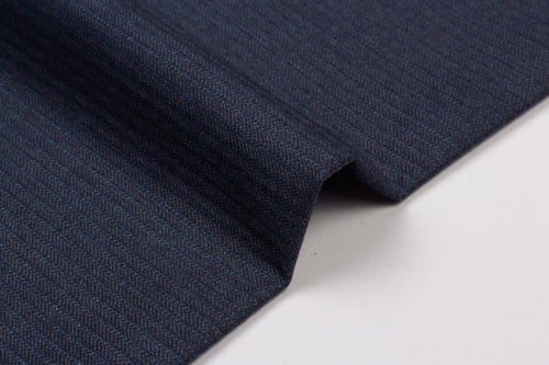 قماش شتوي مخطط باللون العسلي