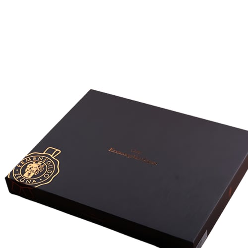 شماغ أحمر من زينيا | تصميم كلاسيكي بخامة فاخرة