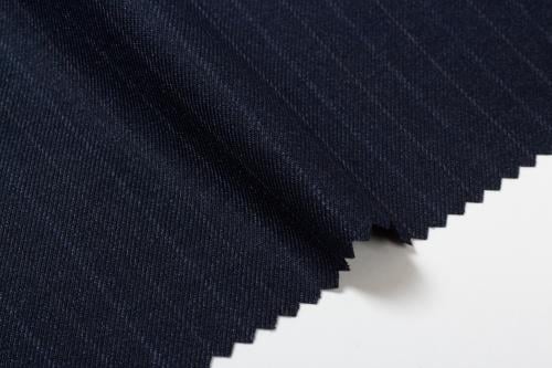 قماش شتوي رجالي مقلم تقليمه كلاسيكيه لون كحلي