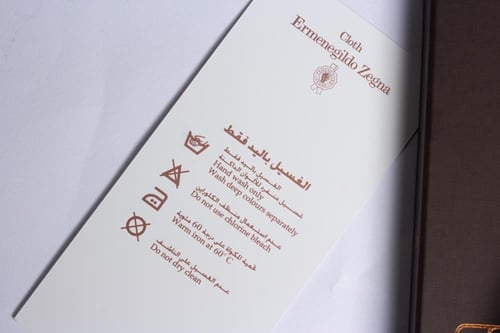 شماغ أحمر معتق من زينيا