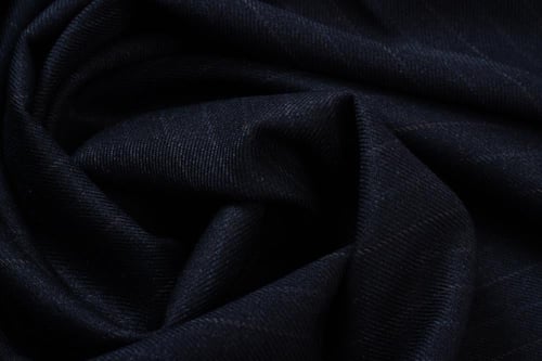 قماش شتوي رجالي مقلم تقليمه كلاسيكيه لون كحلي