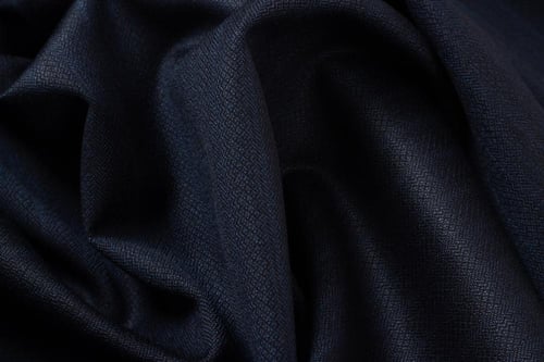 قماش شتوي رجالي مقلم مصحوب بنقشه كحلي غامق