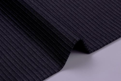 قماش شتوي رجالي مقلم باللون الأبيض والعسلي