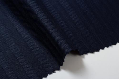 قماش شتوي رجالي مقلم تقليمه وسيعه بظل لون كحلي كلا...