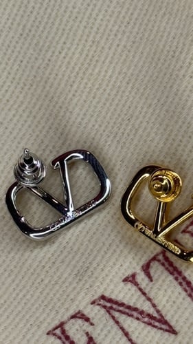 حلق فالنتينو