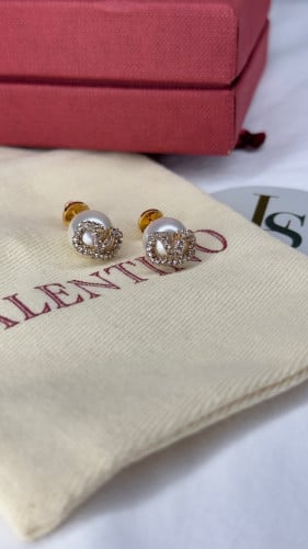 حلق فالنتينو