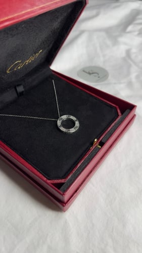 سلسال Cartier