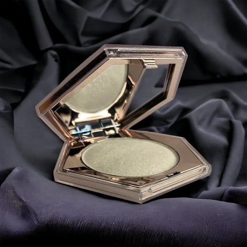 هايلايتر ريل بيوتي how many cartis