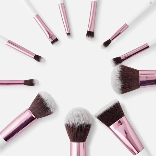 مجموعة فرش مكياج كريستال كوارتز من بي اتش | 12 فرش...