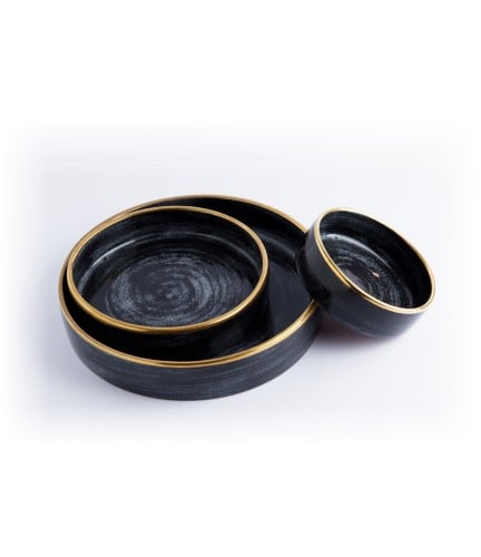صواني من الفخار بطلاء أسود ملون يدويا للتقديم بثلا...