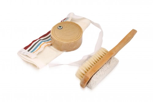 طقم حمام تركي مكون من صابون تركي و منشفة و فرشة