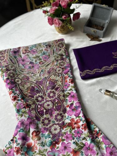 مخور حرير مخرم مع طرحة مطرزة