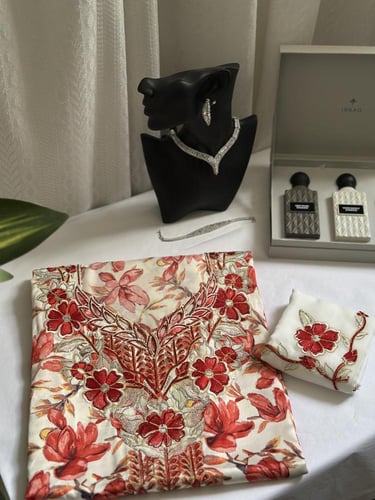 مخور حرير مخرم مع طرحة مطرزة