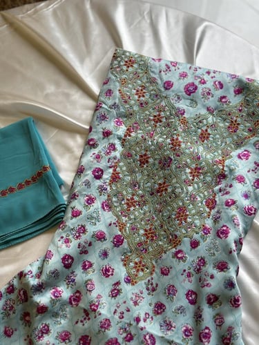 مخور حرير مع طرحة