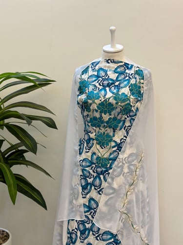 مخور حرير ايطالي ناعم مع طرحة مطرزة