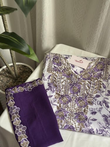 مخور حرير مخرم مع طرحة مطرزة