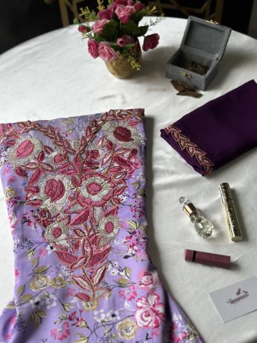 مخور حرير مخرم مع طرحة مطرزة