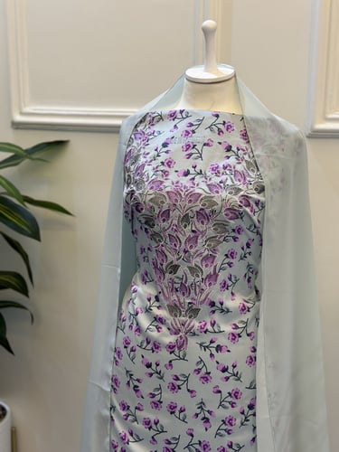 مخور مخرم حرير متروس فصوص اندونسي ناعم مع طرحة مطر...