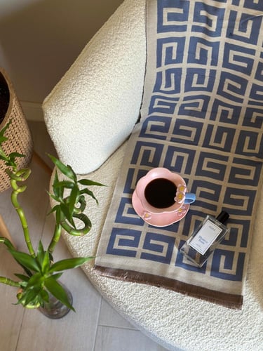 سكارف قوتشي ماستر