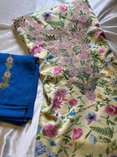 مخور حرير مع طرحة