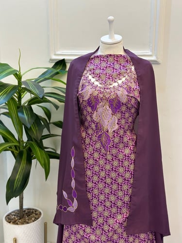 مخور مخرم حرير متروس فصوص اندونسي ناعم مع طرحة مطر...