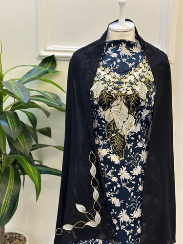 مخور مخرم حرير متروس فصوص اندونسي ناعم مع طرحة مطر...