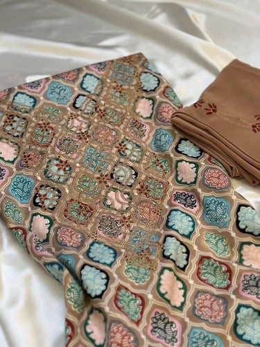 مخور حرير مع طرحة