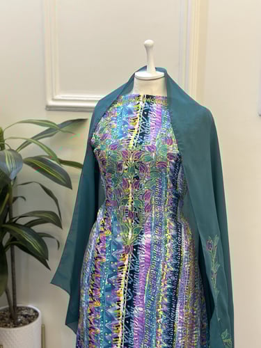 مخور مخرم حرير متروس فصوص اندونسي ناعم مع طرحة مطر...