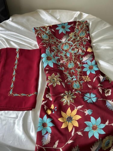 مخور حرير مع طرحة