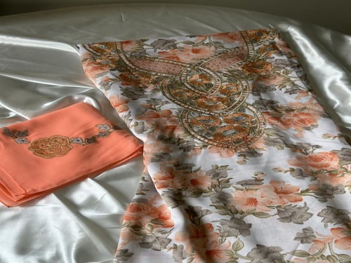 مخور حرير مع طرحة