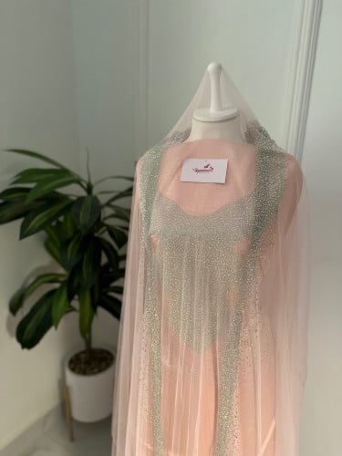 مخور حرير ارماني مرصع بالكرستال مع بشت