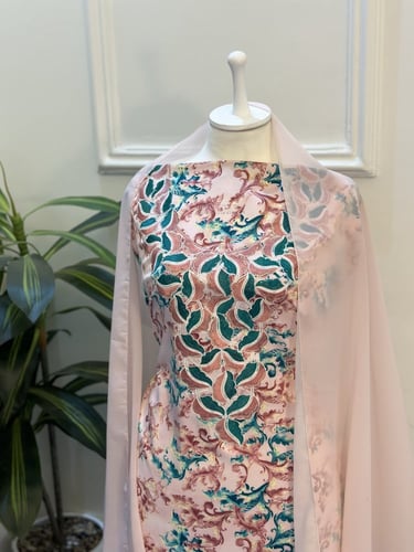 مخور مخرم حرير متروس فصوص اندونسي ناعم مع طرحة مطر...