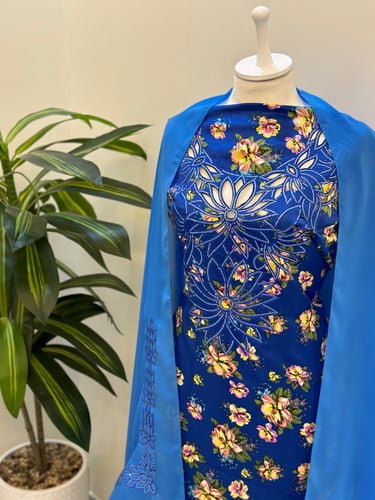 مخور حرير ايطالي ناعم مع طرحة مطرزة